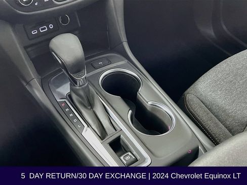 Used 2024 Chevrolet Equinox LT FWD image 22