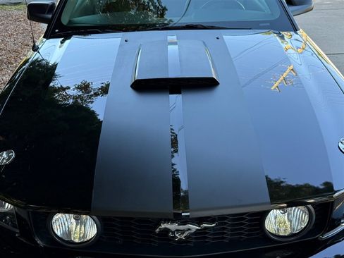 Used 2007 Ford Mustang GT image 14