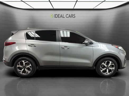 Used 2020 Kia Sportage LX FWD image 4