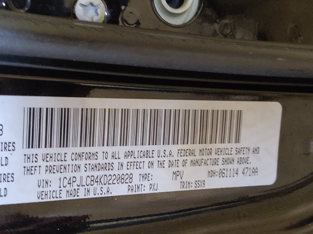 Used 2019 Jeep Cherokee Latitude w/ Popular Appearance Group FWD image 33