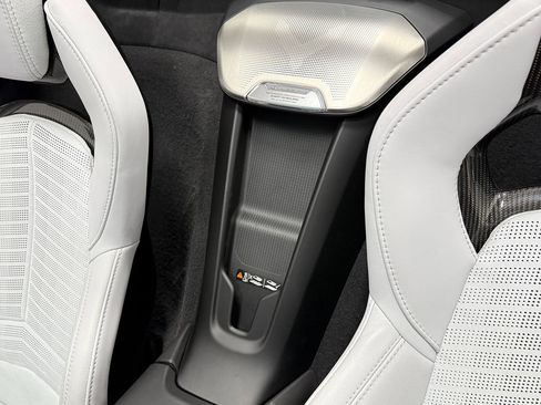 Used 2022 Chevrolet Corvette 3LT w/ Z51 Performance Package image 32