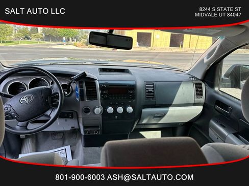 Used 2010 Toyota Tundra 4x4 Double Cab w/ SR5 Pkg image 23