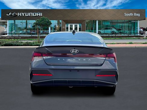 New 2026 Hyundai Elantra Sport image 6