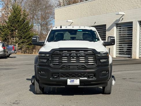 New 2026 RAM 5500 Tradesman image 4