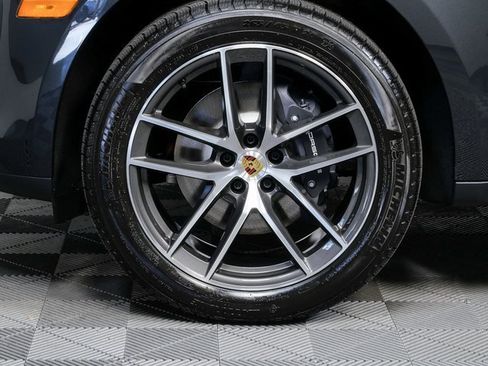 New 2026 Porsche Macan image 37