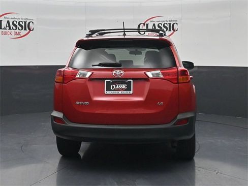 Used 2014 Toyota RAV4 LE image 8