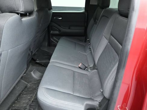 Used 2023 Nissan Frontier SV w/ Technology Package RWD image 17
