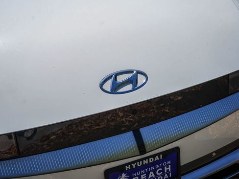 Used 2024 Hyundai Ioniq 5 Limited AWD/4WD image 11