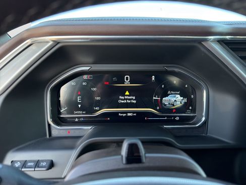 Used 2024 GMC Sierra 1500 Denali image 11