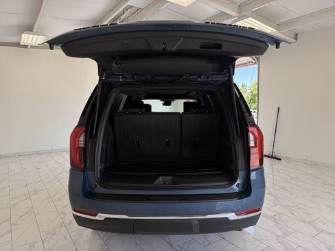 Used 2026 GMC Yukon Elevation w/ Elevation Premium Package AWD/4WD image 60