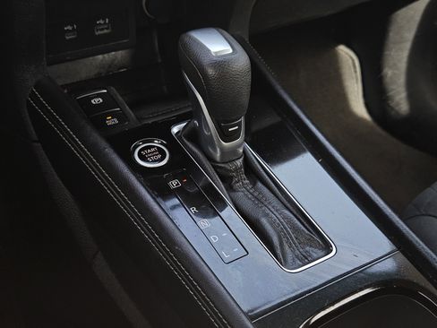 Used 2022 Nissan Kicks SV image 21