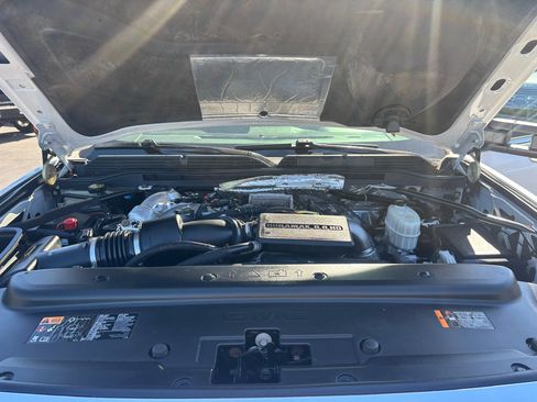 Used 2019 GMC Sierra 3500 Denali w/ Duramax Plus Package image 18