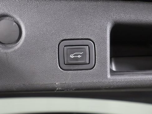 Used 2022 Chevrolet Equinox LT image 20