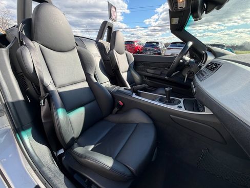 Used 2007 BMW M Roadster image 28