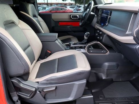 Used 2024 Ford Bronco Big Bend image 20