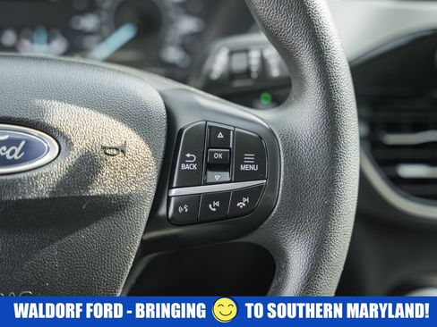 Used 2022 Ford Escape SE w/ SE Sport Appearance Package image 30