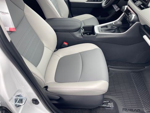 New 2025 Toyota RAV4 XLE Premium image 17