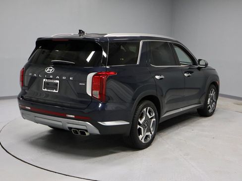 Used 2025 Hyundai Palisade Limited AWD/4WD image 12