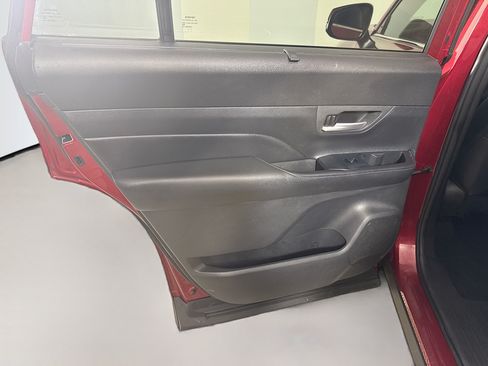 Used 2024 Toyota Grand Highlander FWD image 26