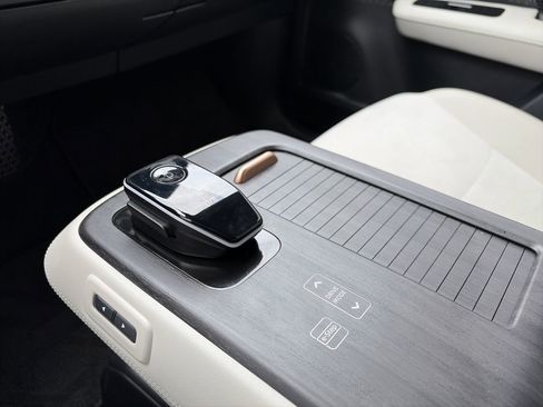 Certified 2023 Nissan Ariya FWD image 16