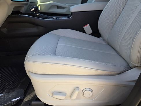 New 2026 Kia Sorento EX w/ EX Premium Package FWD image 18