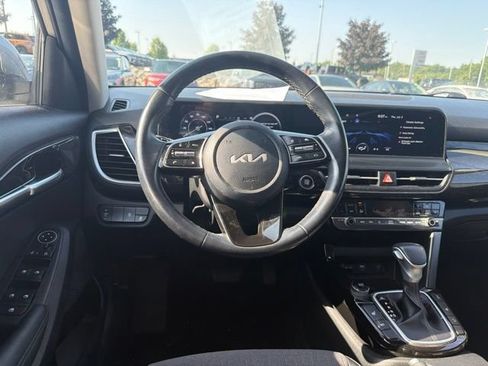 Used 2024 Kia Seltos S AWD/4WD image 10
