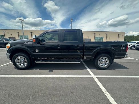 Used 2012 Ford F250 Lariat w/ Lariat Ultimate Pkg AWD/4WD image 4