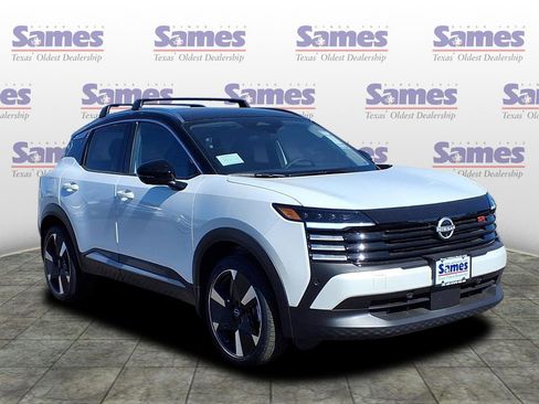 New 2026 Nissan Kicks SR w/ Cold Weather Package image 1