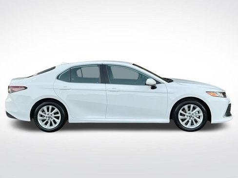 Used 2024 Toyota Camry LE FWD image 8