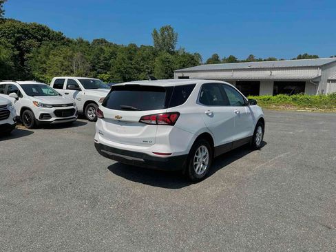 Used 2023 Chevrolet Equinox LT w/ LPO, Floor Liner Package image 7