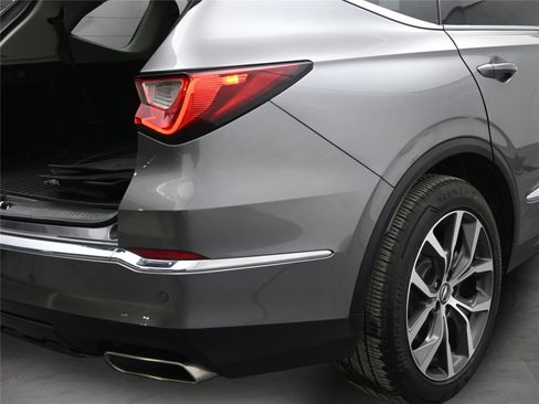 Certified 2024 Acura MDX SH-AWD w/ Technology Package image 12