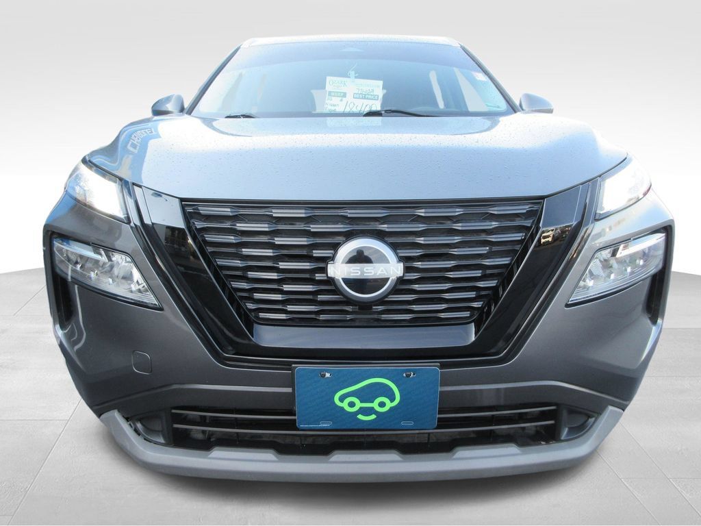 Used 2023 Nissan Rogue SV w/ SV Premium Package AWD/4WD image 8