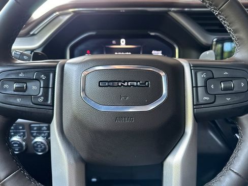 Used 2025 GMC Sierra 1500 Denali w/ Technology Package AWD/4WD image 23