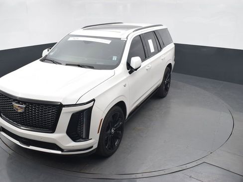 Used 2025 Cadillac Escalade Sport Platinum AWD/4WD image 43