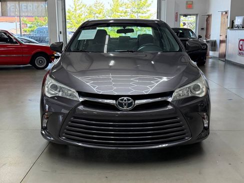 Used 2016 Toyota Camry LE FWD image 6