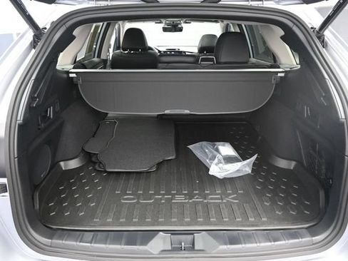 Certified 2025 Subaru Outback Touring w/ Popular Package #2 AWD/4WD image 24