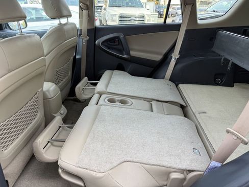 Used 2010 Toyota RAV4 Limited AWD/4WD image 25