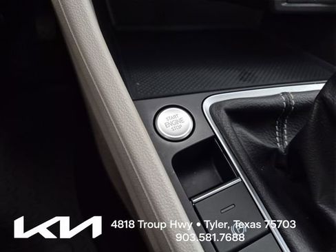 Used 2023 Volkswagen Jetta SE w/ Panoramic Sunroof Package FWD image 37