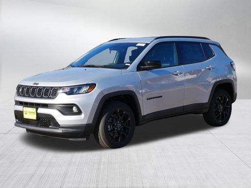 New 2026 Jeep Compass Latitude image 3