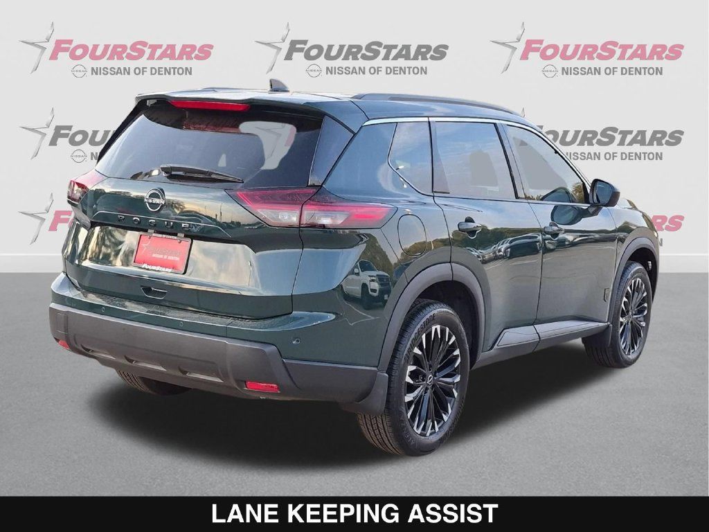 New 2026 Nissan Rogue Dark Armor FWD image 4
