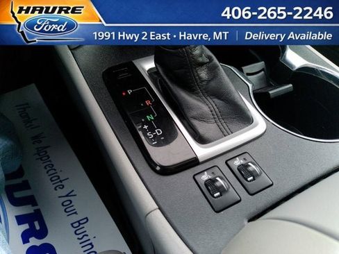 Used 2018 Toyota Highlander XLE AWD/4WD image 11