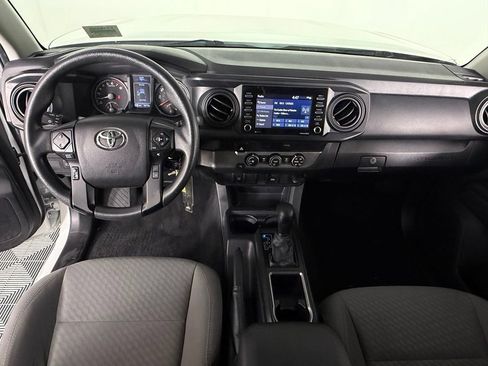 Used 2022 Toyota Tacoma SR RWD image 13