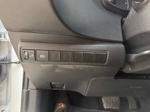 Certified 2023 Toyota Corolla SE w/ SE Premium Package FWD image 23