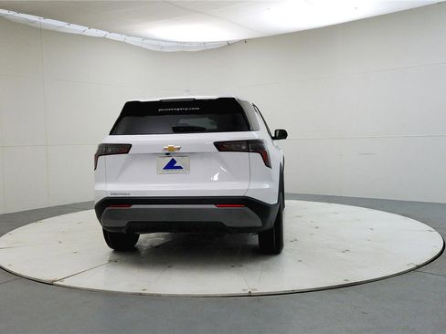 New 2026 Chevrolet Equinox LT w/ Safety and Technology Package image 6