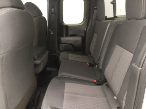 Used 2022 Nissan Titan S image 18