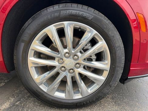 Used 2023 Cadillac XT6 Premium Luxury w/ Technology Package AWD/4WD image 6
