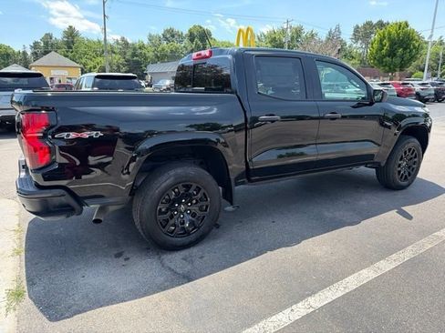 New 2026 Chevrolet Colorado W/T w/ WT Custom Package AWD/4WD image 3