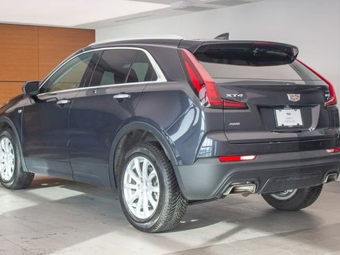 Used 2023 Cadillac XT4 Luxury w/ Cold Weather Package image 8
