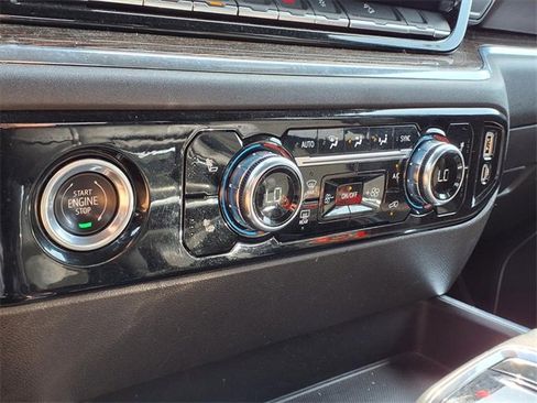 Used 2023 GMC Sierra 1500 Elevation w/ LPO, Elevation Black Package image 15