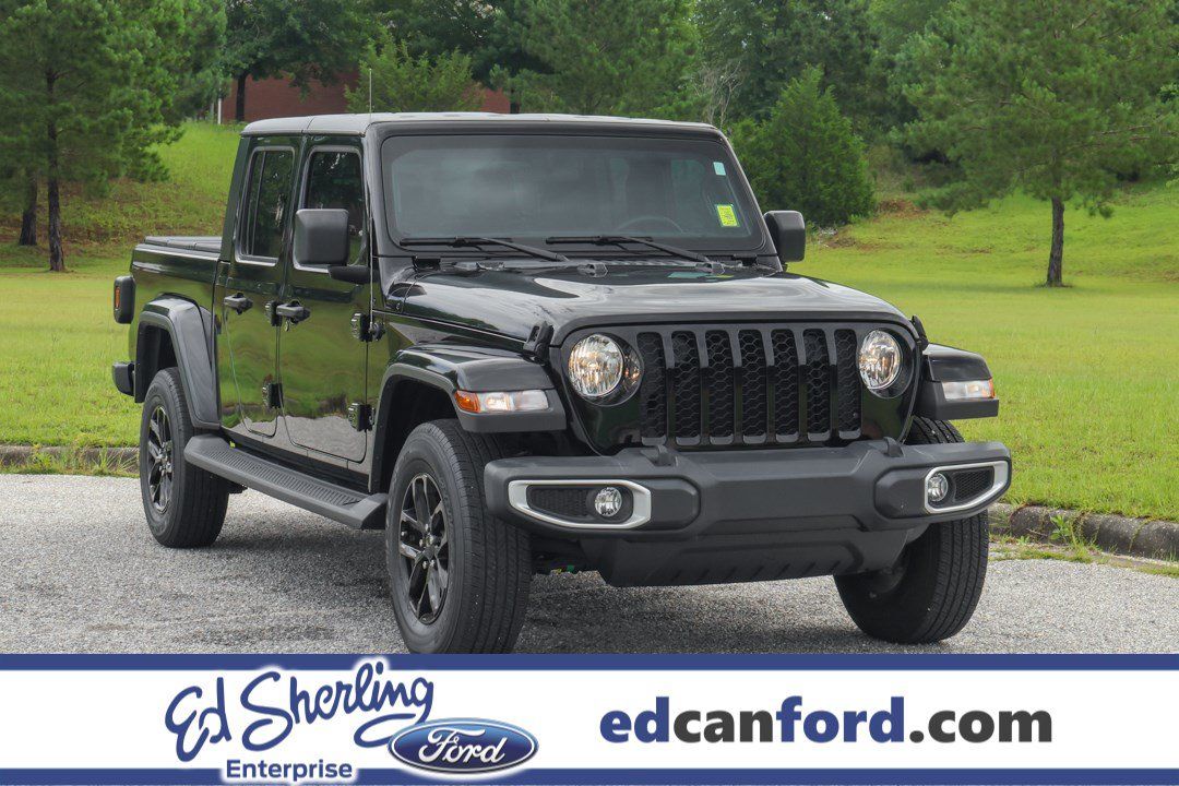 Used 2023 Jeep Gladiator Sport AWD/4WD image 1